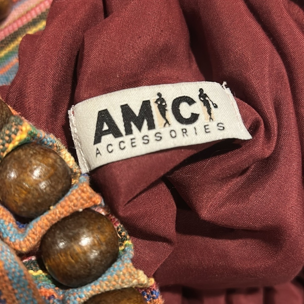 Amici hobo bag with stripe pattern and wooden beaded strap. - Picture 3 of 4